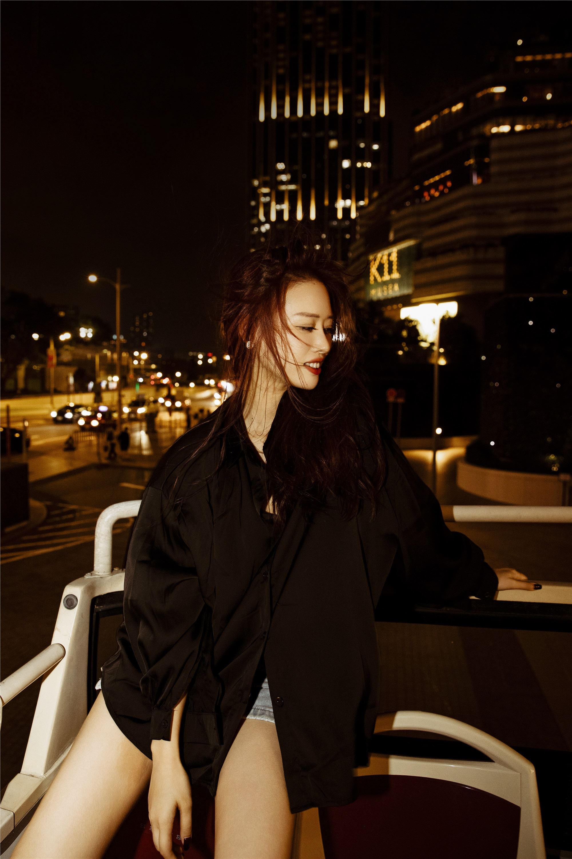 YITUYU艺图语 2025.01.28 香港的夜 Chenaling_CL